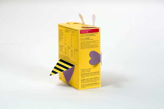 Mẫu in hộp giấy đựng ngũ cốc hình ong vàng